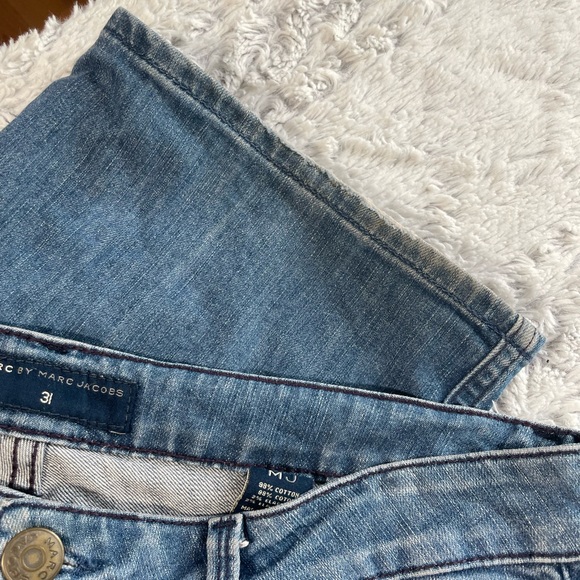 MJ MARC by Marc Jacobs mid-rise medium wash bootcut jeans Size 31 - Picture 6 of 10